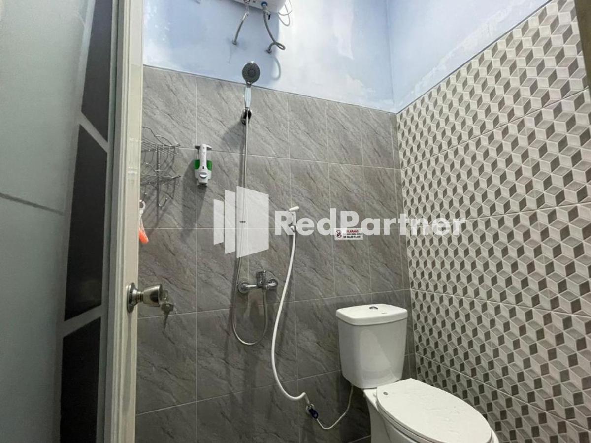 N3 Syariah Near Stasiun Tegal Mitra Reddoorz Hotel Екстериор снимка